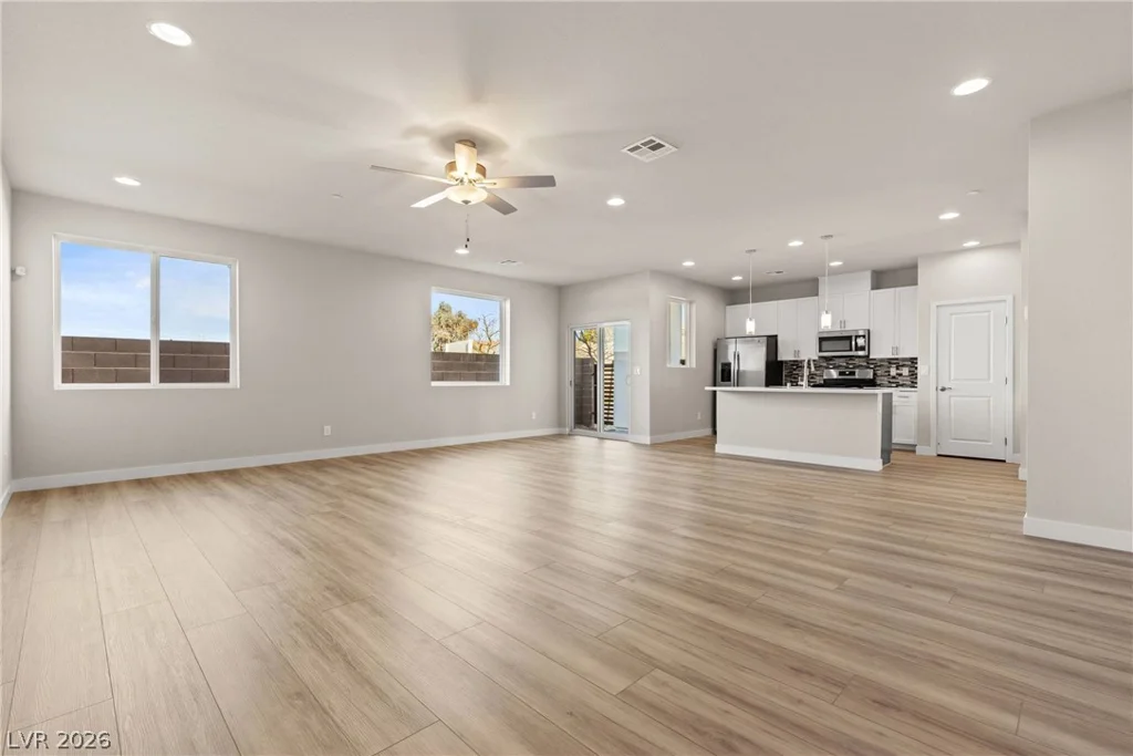 8629 Ensworth, Las Vegas, NV 89123