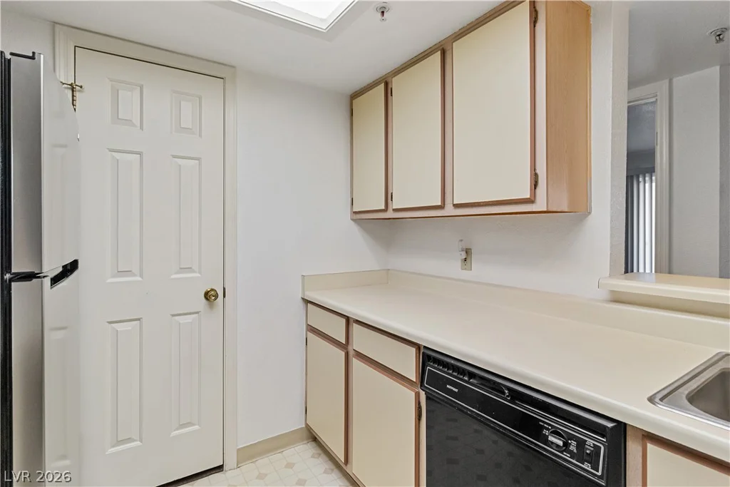 3550 Bay Sands, Laughlin, NV 89029