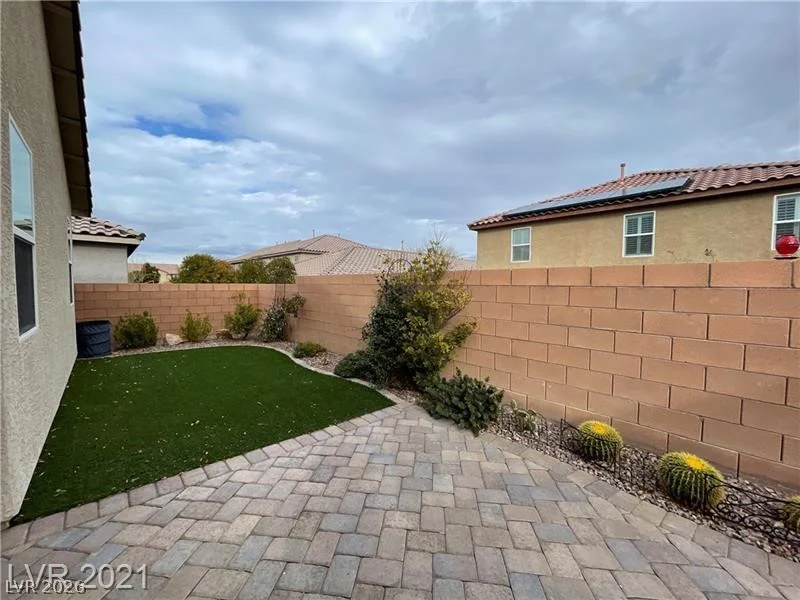10596 Upper Laurel, Las Vegas, NV 89179