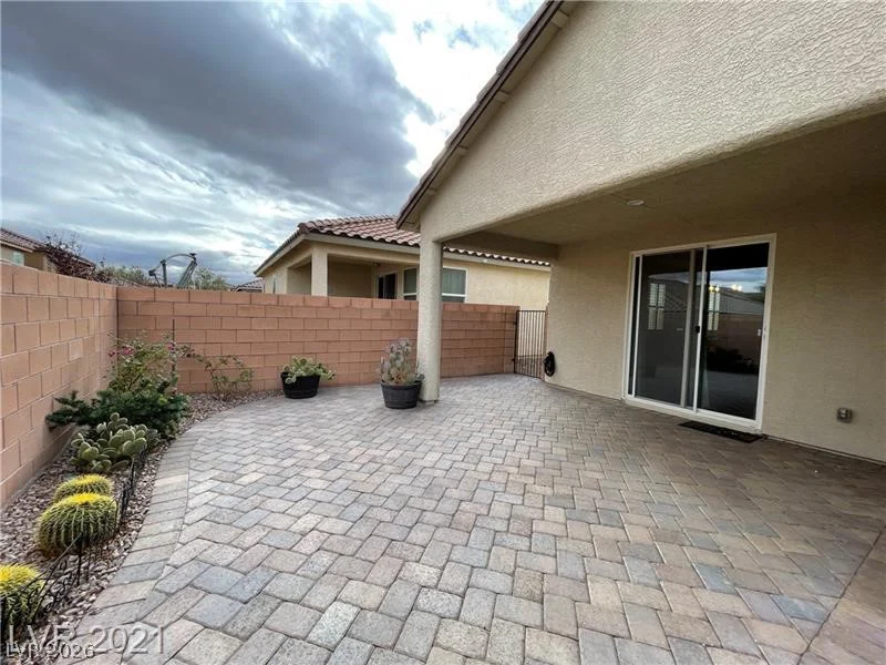 10596 Upper Laurel, Las Vegas, NV 89179