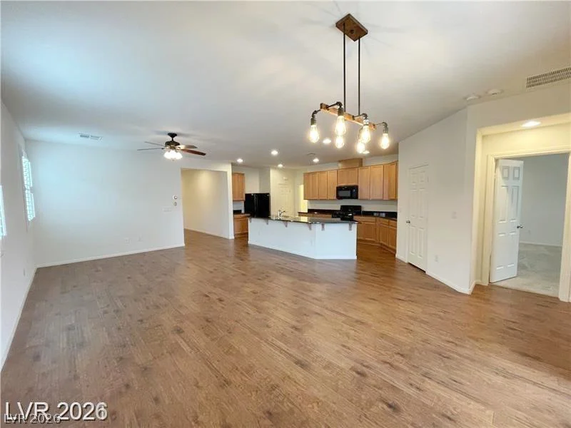 10596 Upper Laurel, Las Vegas, NV 89179