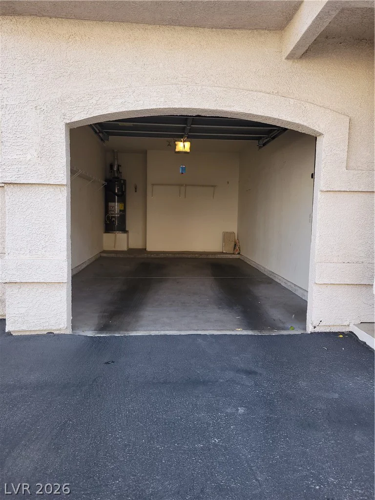 8555 Russell, Las Vegas, NV 89113