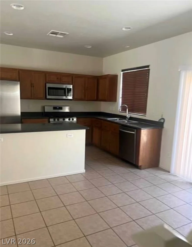 4039 Meadow Foxtail, Las Vegas, NV 89122