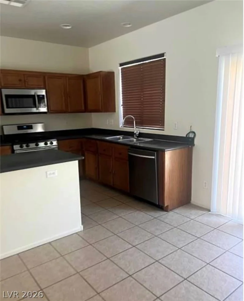 4039 Meadow Foxtail, Las Vegas, NV 89122