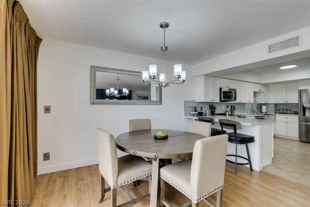 205 Harmon, Las Vegas, NV 89169