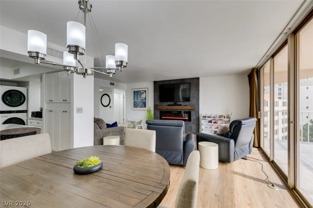 205 Harmon, Las Vegas, NV 89169