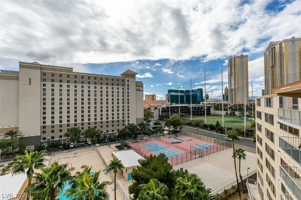 205 Harmon, Las Vegas, NV 89169