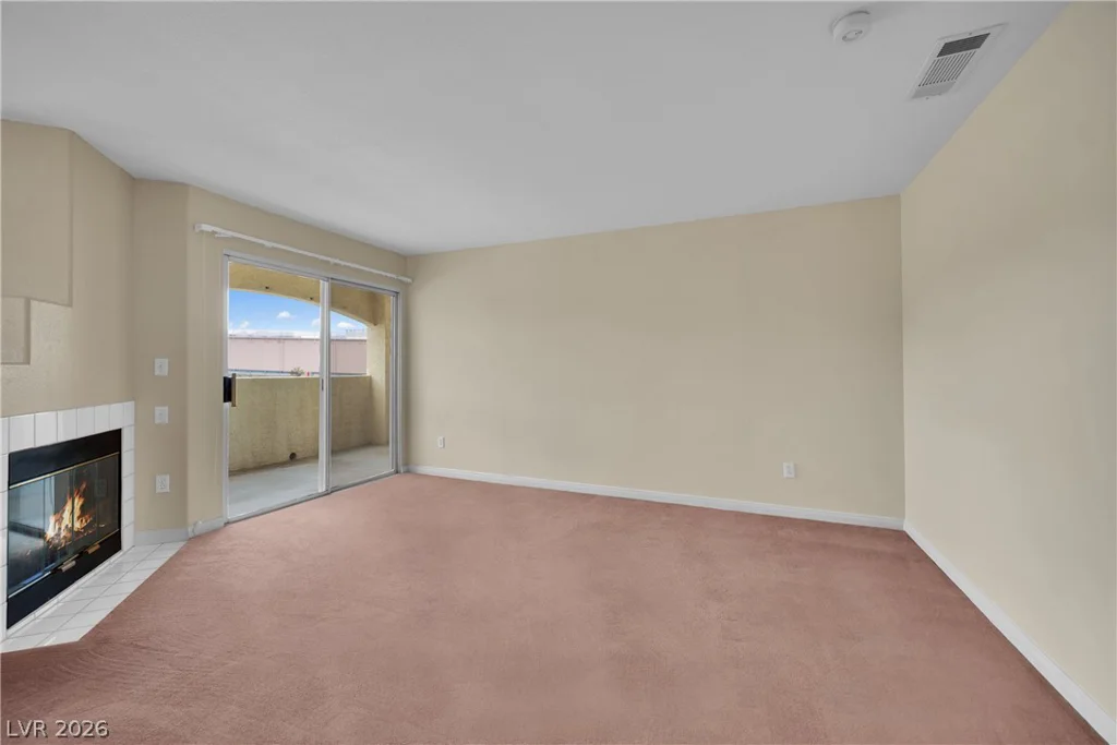 698 Racetrack, Henderson, NV 89015