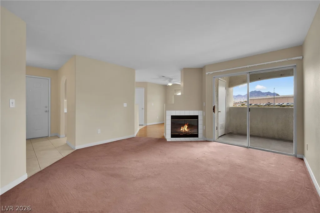 698 Racetrack, Henderson, NV 89015