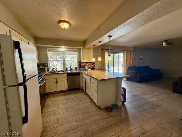 4814 Monterrey, Las Vegas, NV 89121