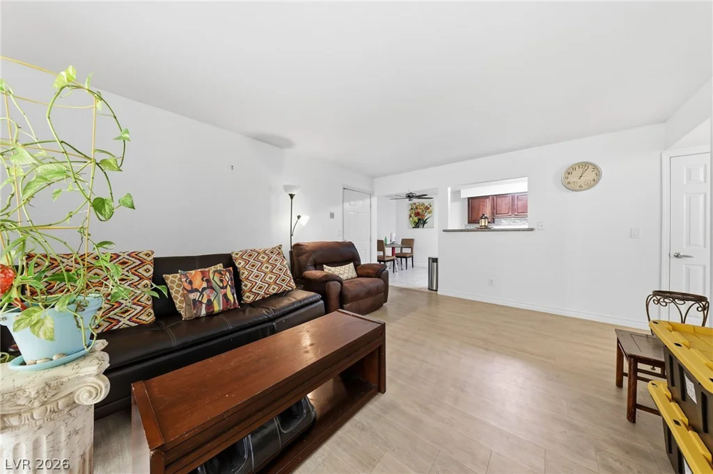 2451 Rainbow, Las Vegas, NV 89108