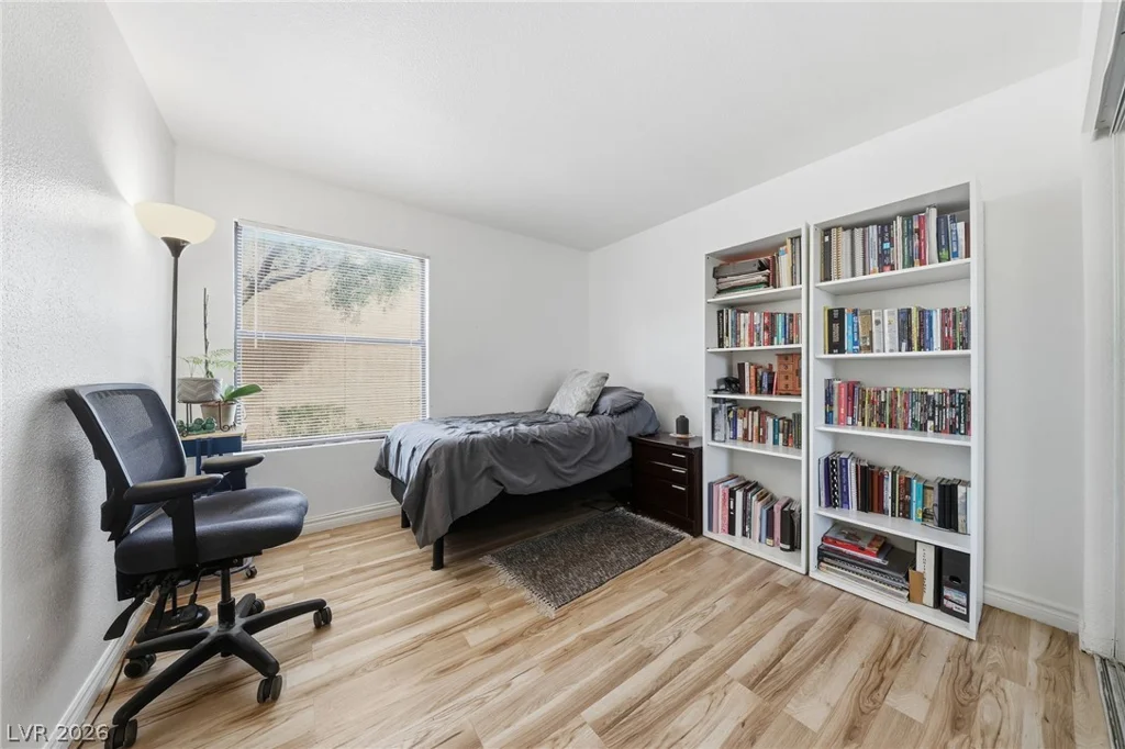 2451 Rainbow, Las Vegas, NV 89108