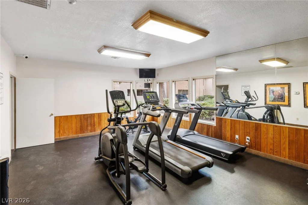 2451 Rainbow, Las Vegas, NV 89108