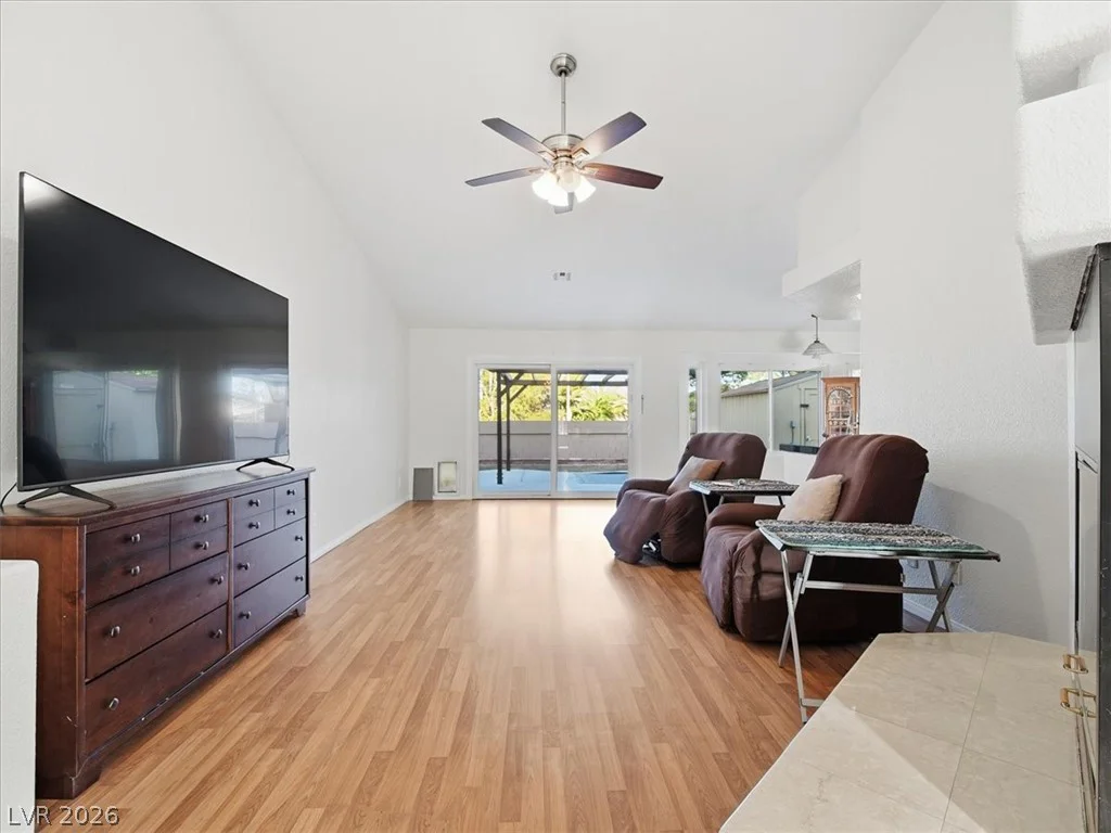 924 Sitting Bull, Henderson, NV 89014