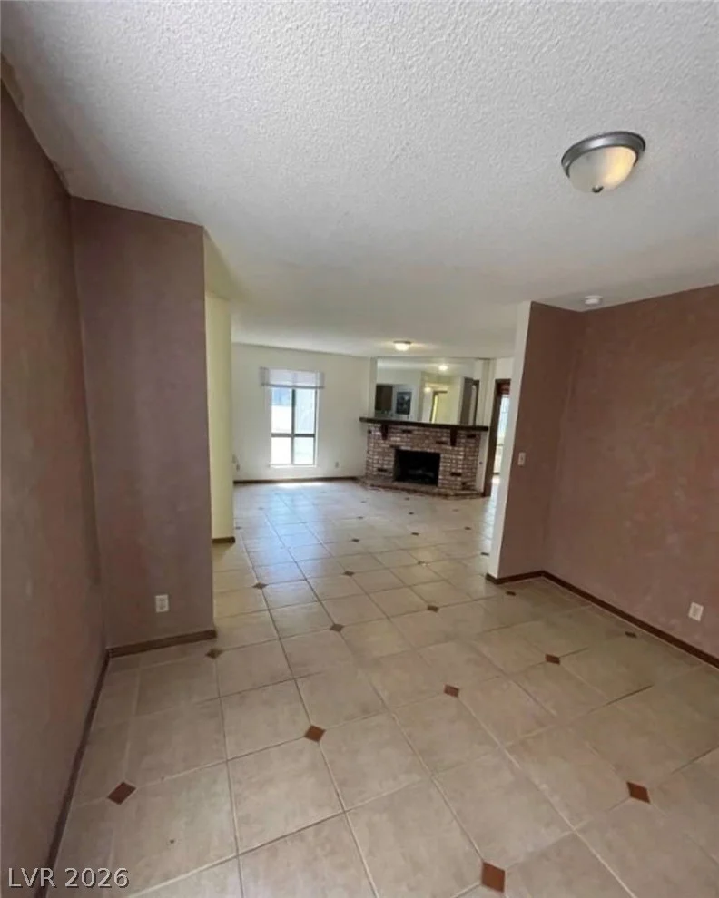 600 Woodmount, Las Vegas, NV 89107