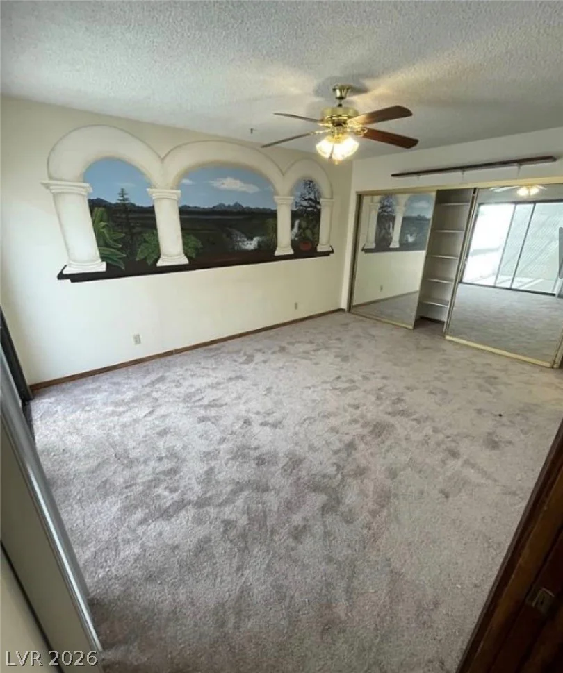 600 Woodmount, Las Vegas, NV 89107