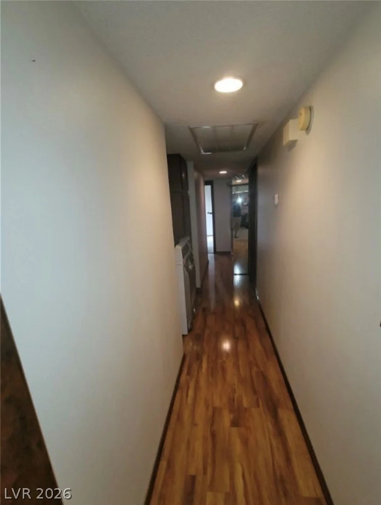 600 Woodmount, Las Vegas, NV 89107