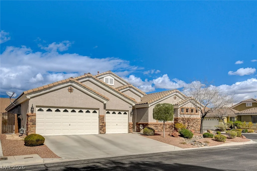 2096 Dakota Lodge, Las Vegas, NV 89123