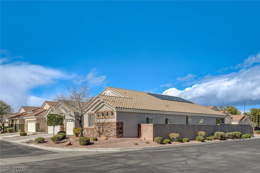 2096 Dakota Lodge, Las Vegas, NV 89123