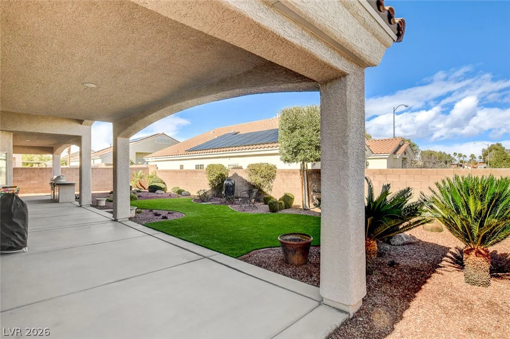 2096 Dakota Lodge, Las Vegas, NV 89123