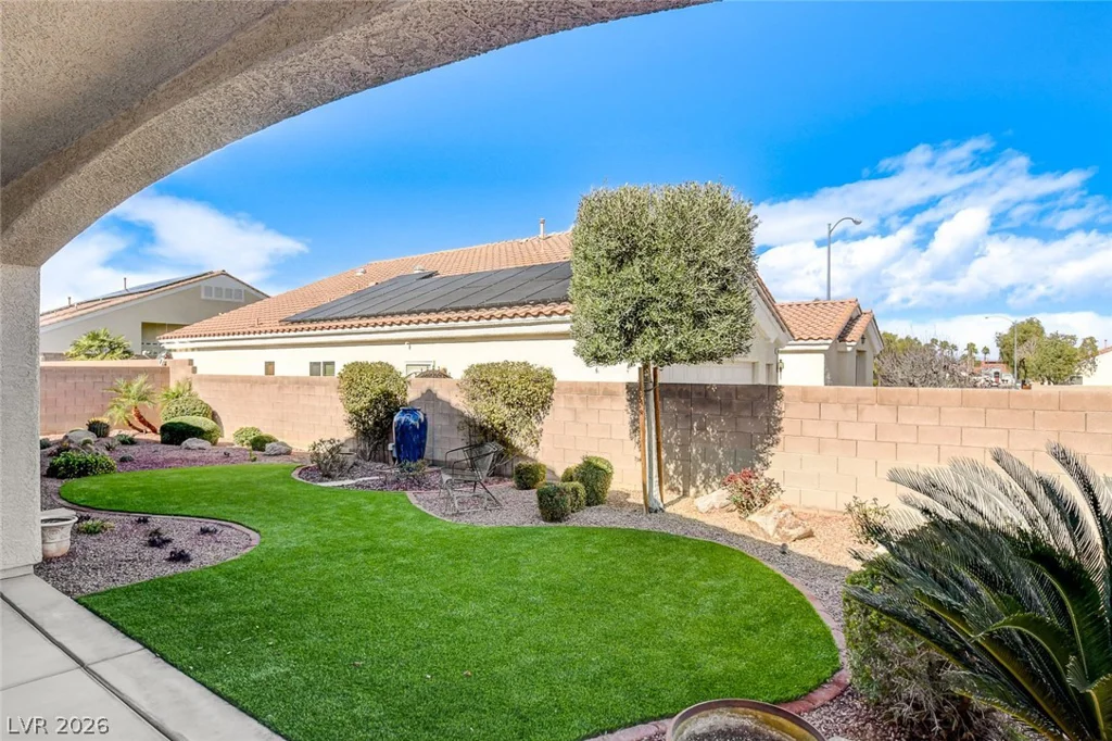 2096 Dakota Lodge, Las Vegas, NV 89123