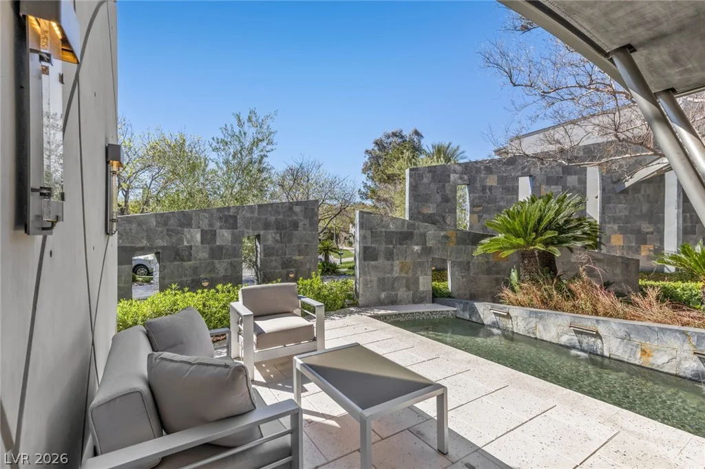 1108 Pine Island, Las Vegas, NV 89134