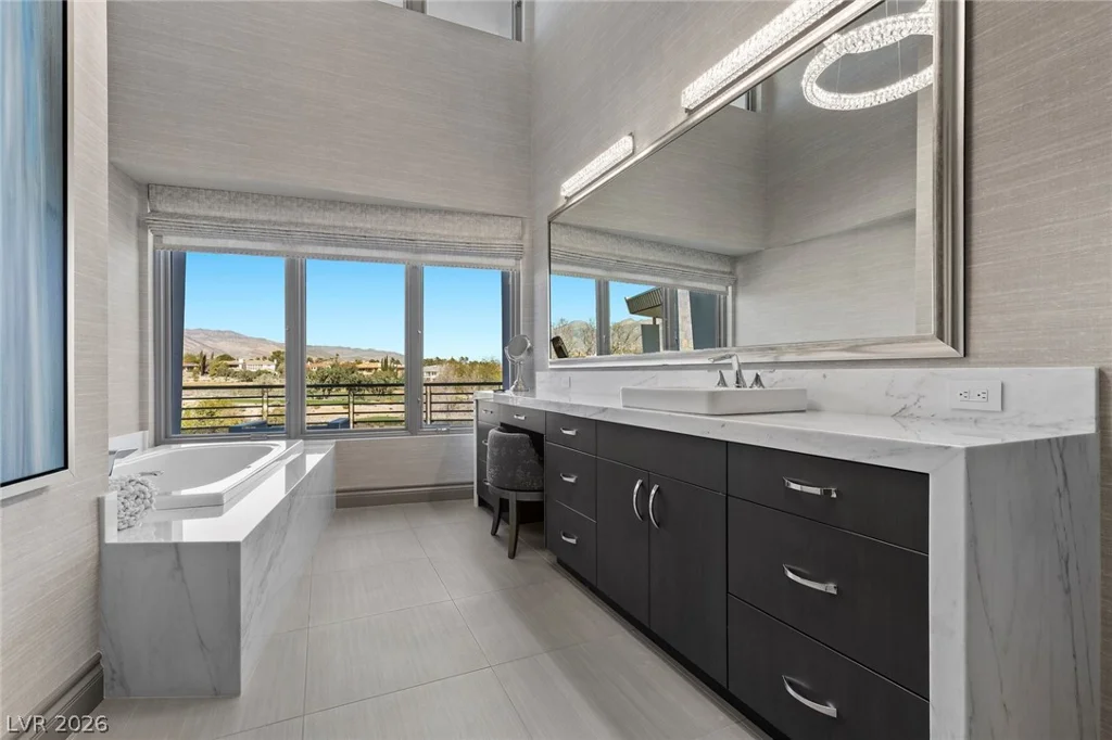 1108 Pine Island, Las Vegas, NV 89134