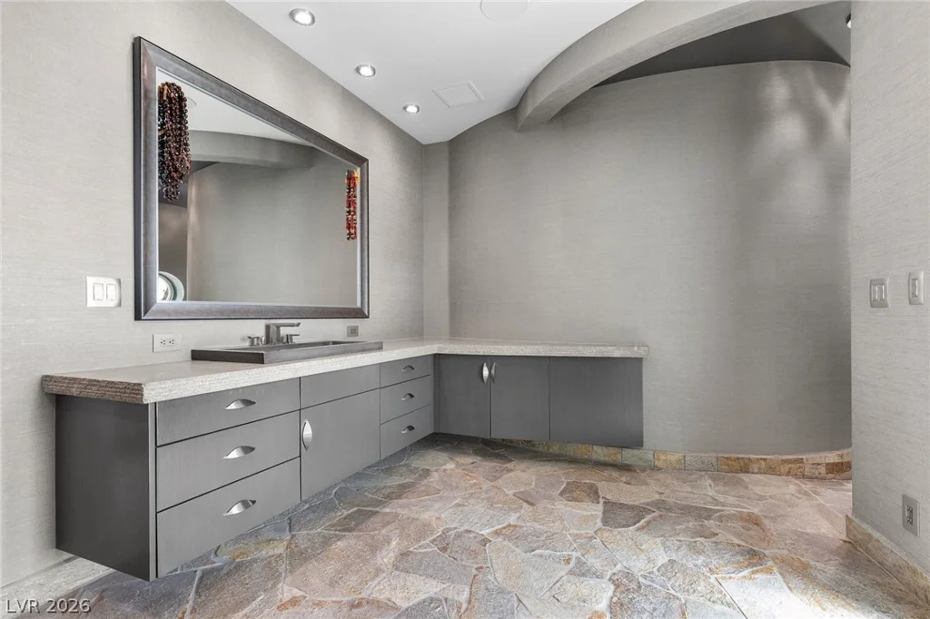 1108 Pine Island, Las Vegas, NV 89134