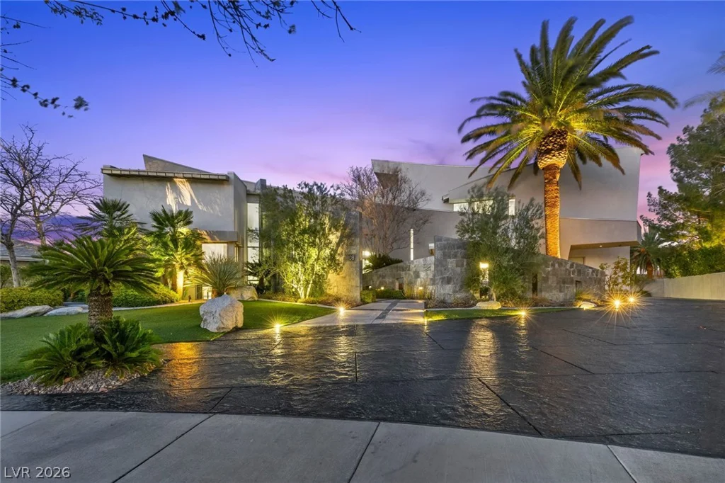 1108 Pine Island, Las Vegas, NV 89134