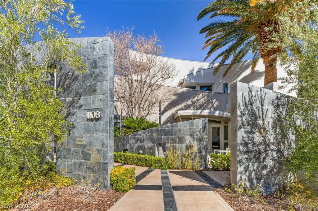 1108 Pine Island, Las Vegas, NV 89134