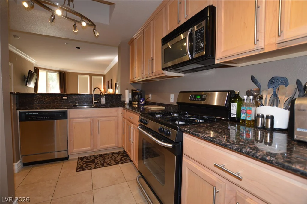 260 Flamingo, Las Vegas, NV 89169