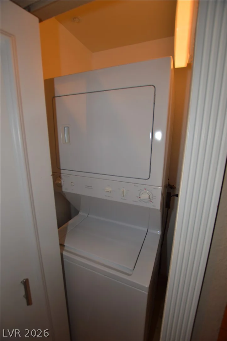 260 Flamingo, Las Vegas, NV 89169