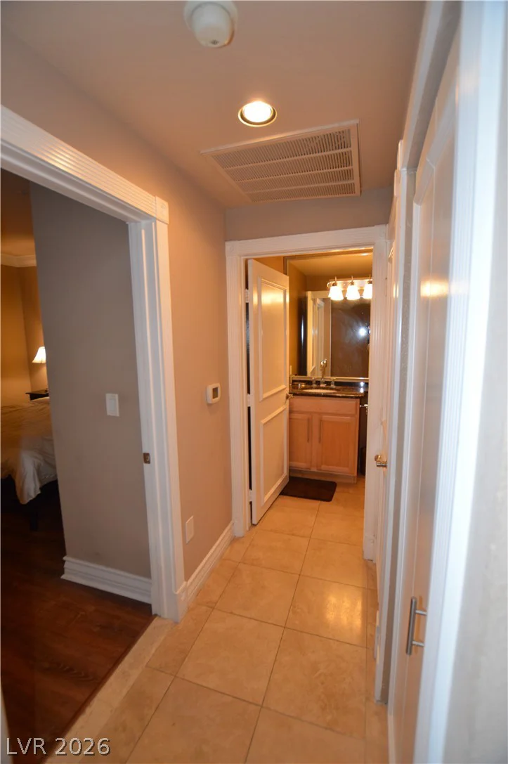 260 Flamingo, Las Vegas, NV 89169