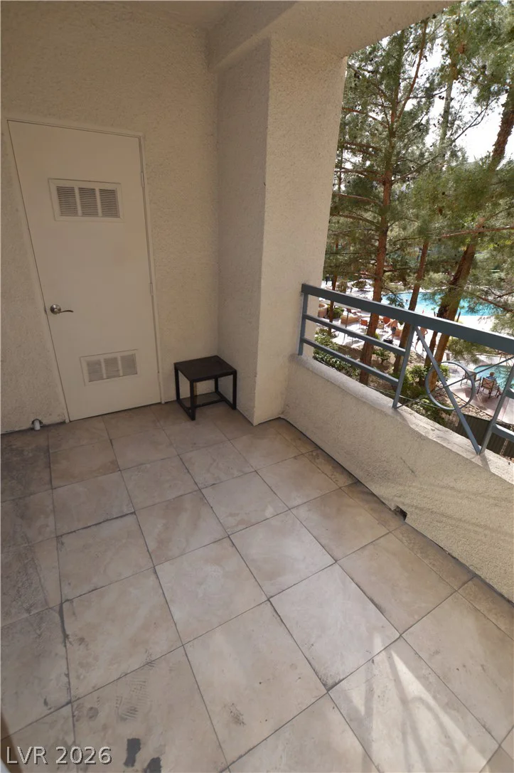 260 Flamingo, Las Vegas, NV 89169