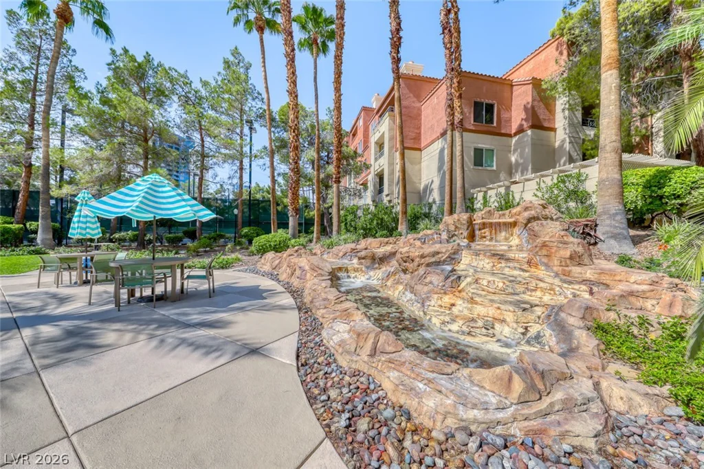 260 Flamingo, Las Vegas, NV 89169