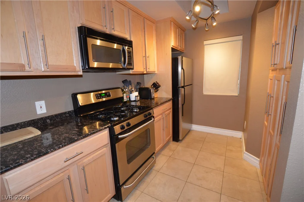 260 Flamingo, Las Vegas, NV 89169