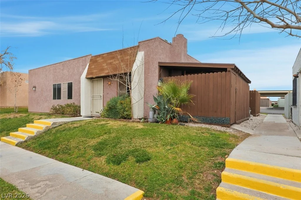 3631 Villa Knolls East, Las Vegas, NV 89120