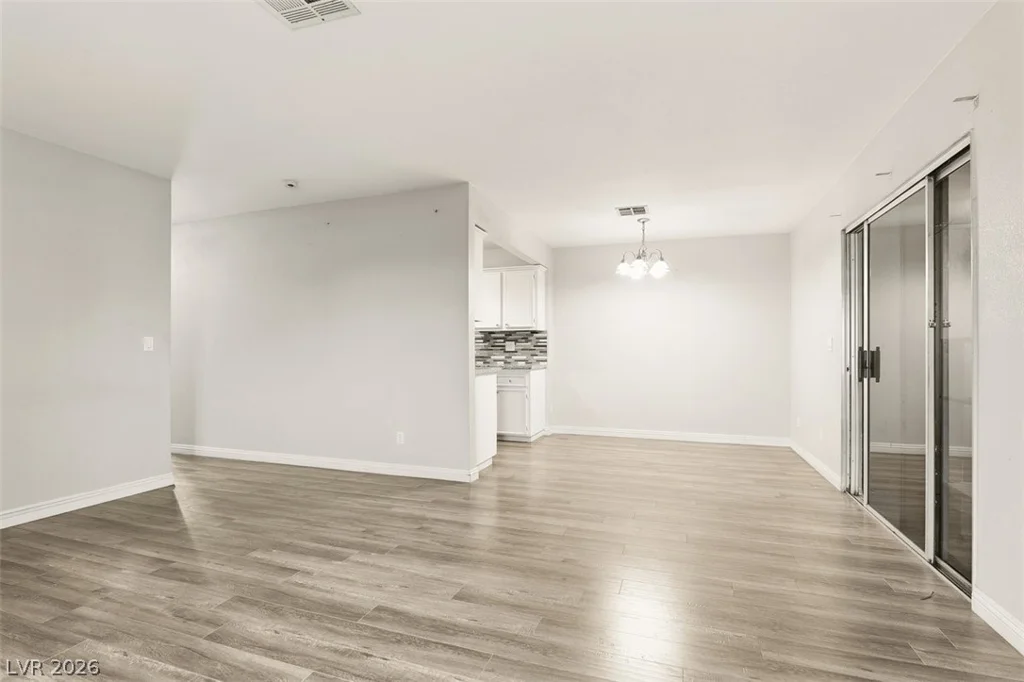 3631 Villa Knolls East, Las Vegas, NV 89120