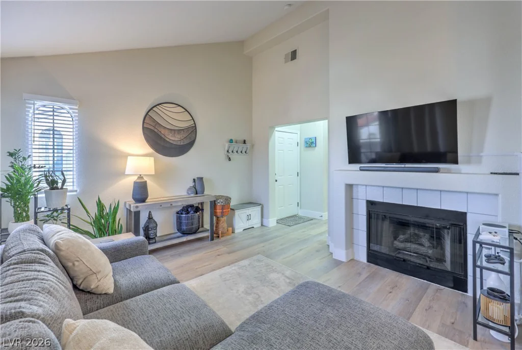 1678 Normandy, Henderson, NV 89014