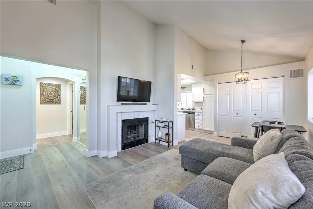 1678 Normandy, Henderson, NV 89014