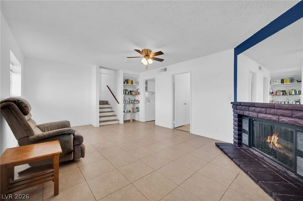 4101 Tillamook, Las Vegas, NV 89115