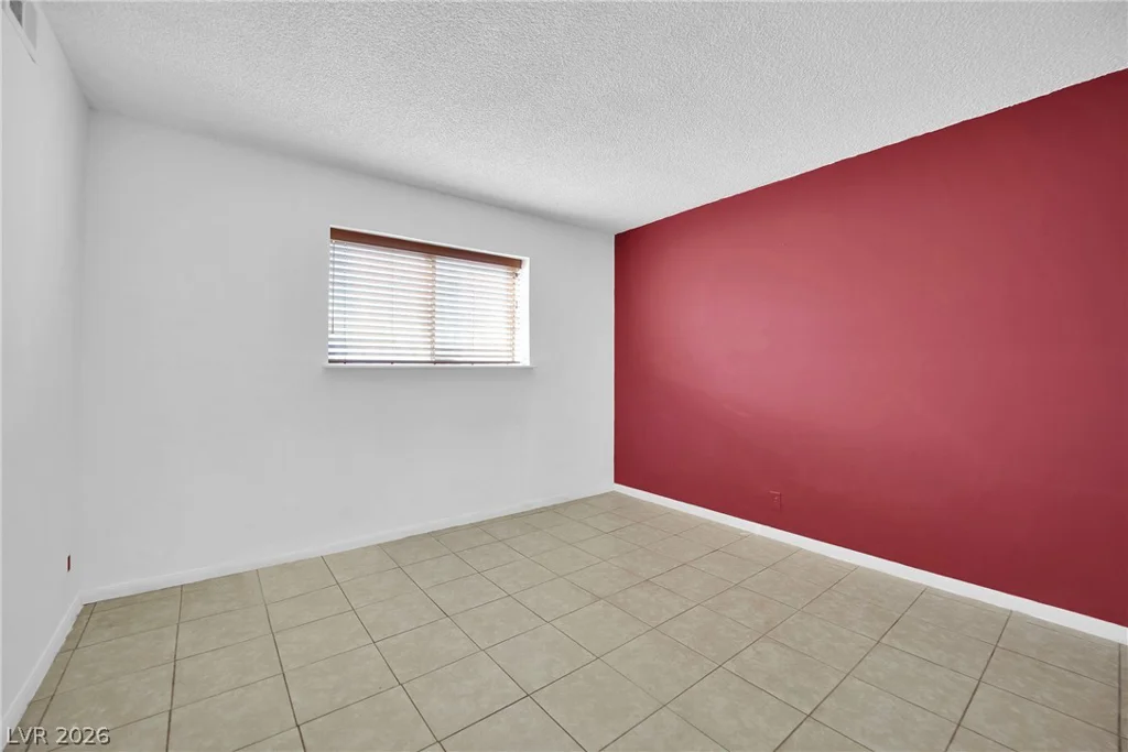 4101 Tillamook, Las Vegas, NV 89115