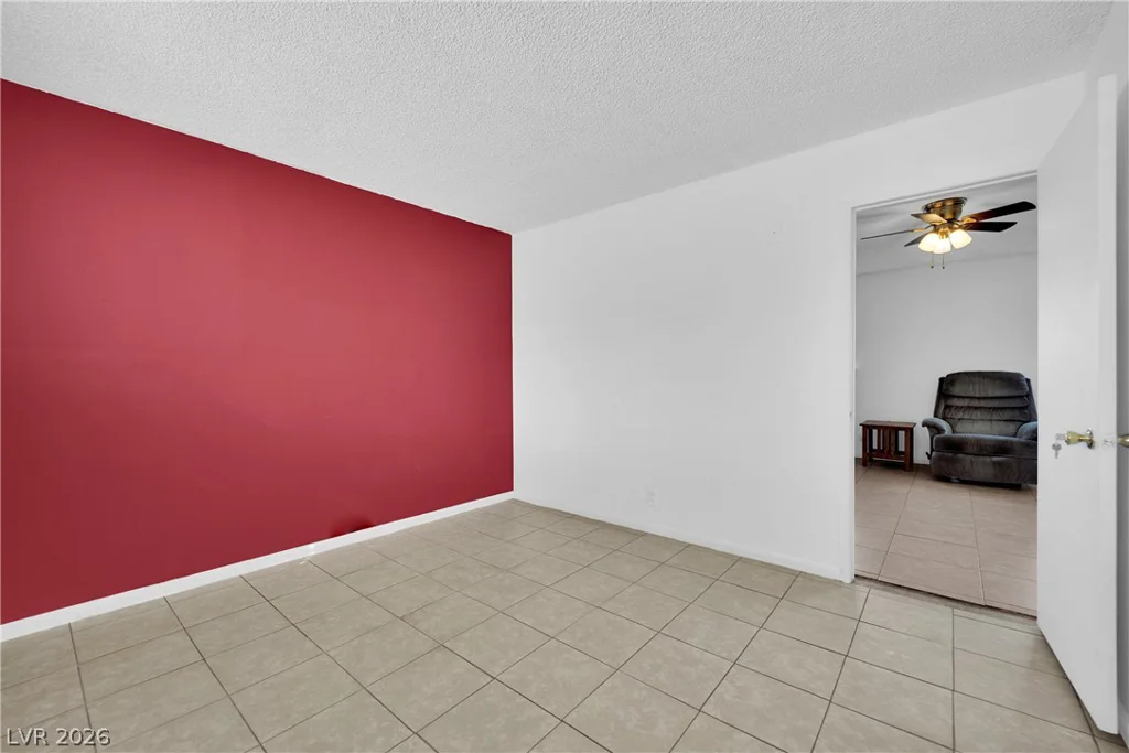 4101 Tillamook, Las Vegas, NV 89115