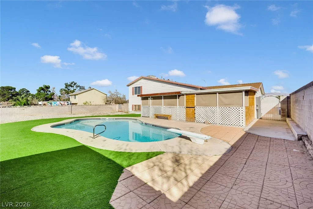 4101 Tillamook, Las Vegas, NV 89115