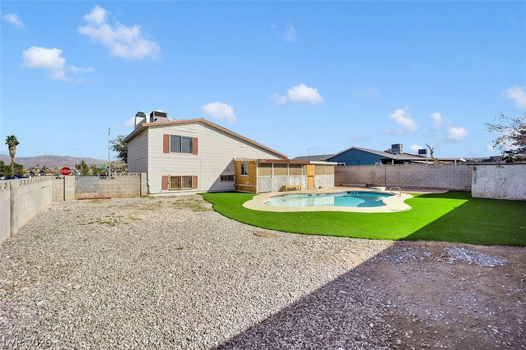 4101 Tillamook, Las Vegas, NV 89115