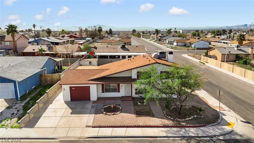 4101 Tillamook, Las Vegas, NV 89115