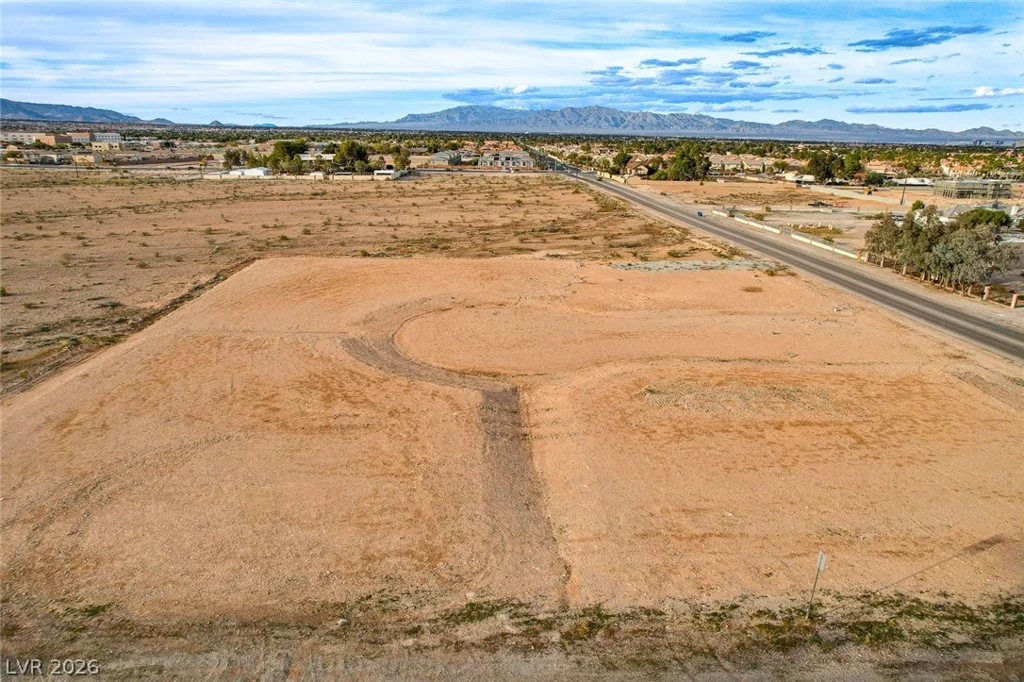 S Torrey Pines, Las Vegas, NV 89113