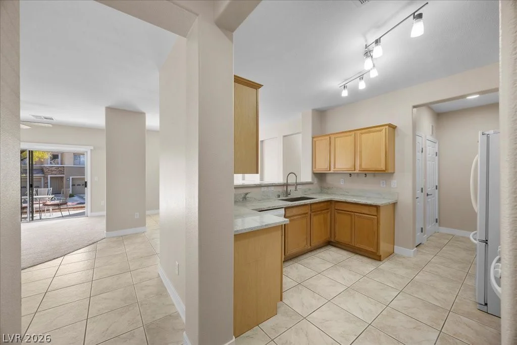 717 Peachy Canyon, Las Vegas, NV 89144