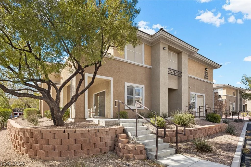 717 Peachy Canyon, Las Vegas, NV 89144
