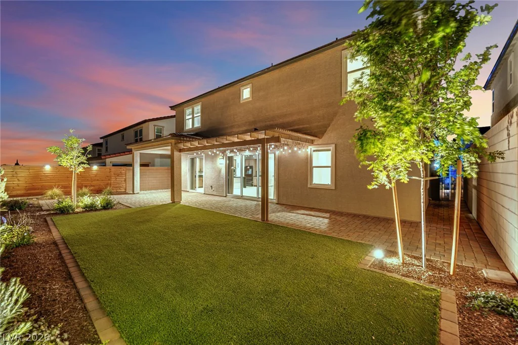 10190 Bismarck Palms, Las Vegas, NV 89166